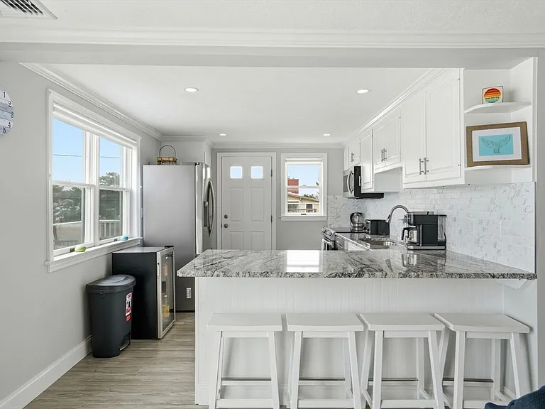 274 Central Ave — Photo 7