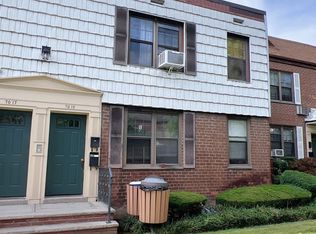 7019A Park Dr E #1F, Flushing, NY 11367