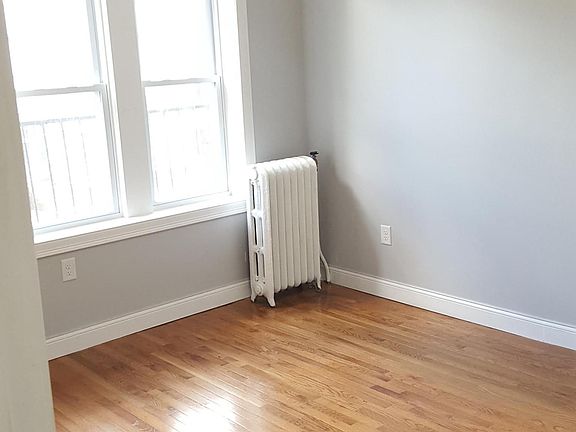 4th image of 166 Summit Ave APT 207