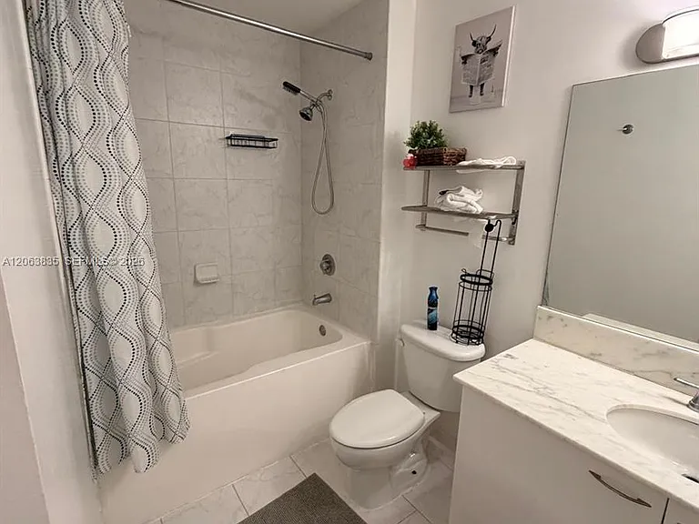 133 NE 2nd Ave #401 — Photo 15