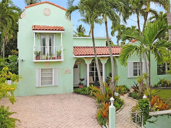 8025 Noremac Ave, Miami Beach, FL 33141