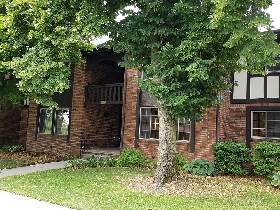 1st image of 29153 Wellington Rd E APT 39