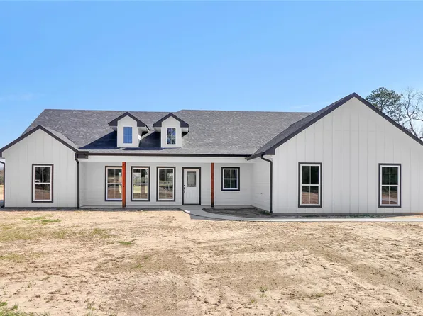 1144 Rs County Rd #3150, Emory, TX 75440