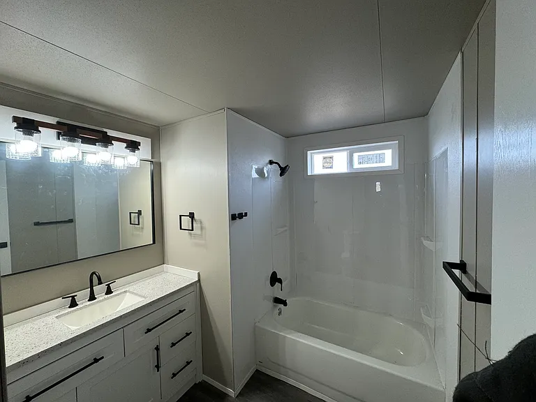 4350 Sun Dr NE — Photo 7