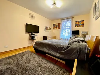 Sold by Maximillion Realty, Inc.