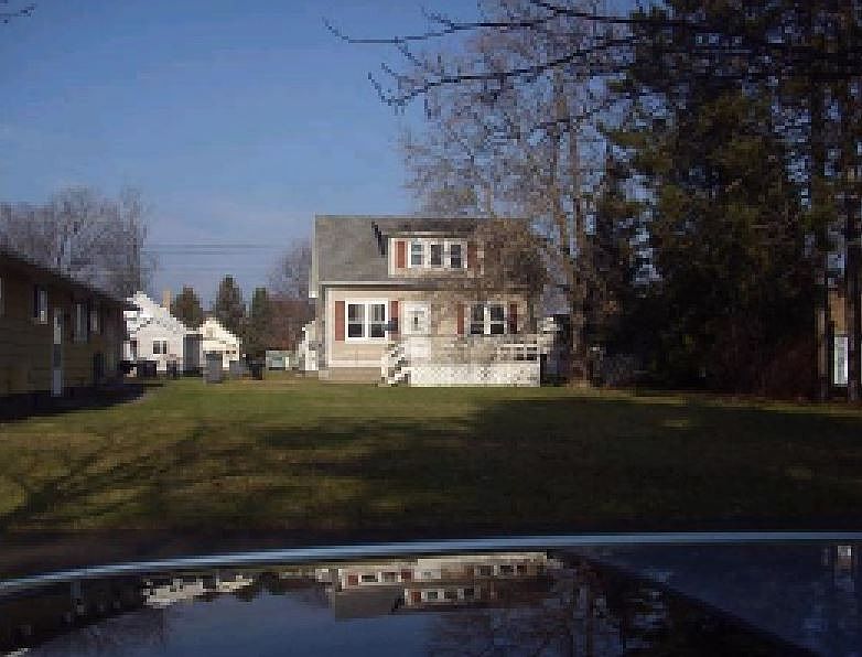 1st image of 1422 Dakota Ave