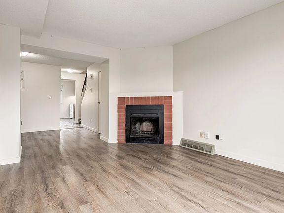 5th image of 550 Rundlehorn Cir NE #503467