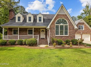 1107 Basil Dr, New Bern, NC 28562