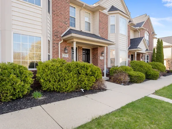 206 Taddeo Dr, Monroe, MI