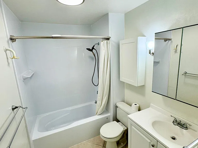 7958 Mission Center Ct #L — Photo 12