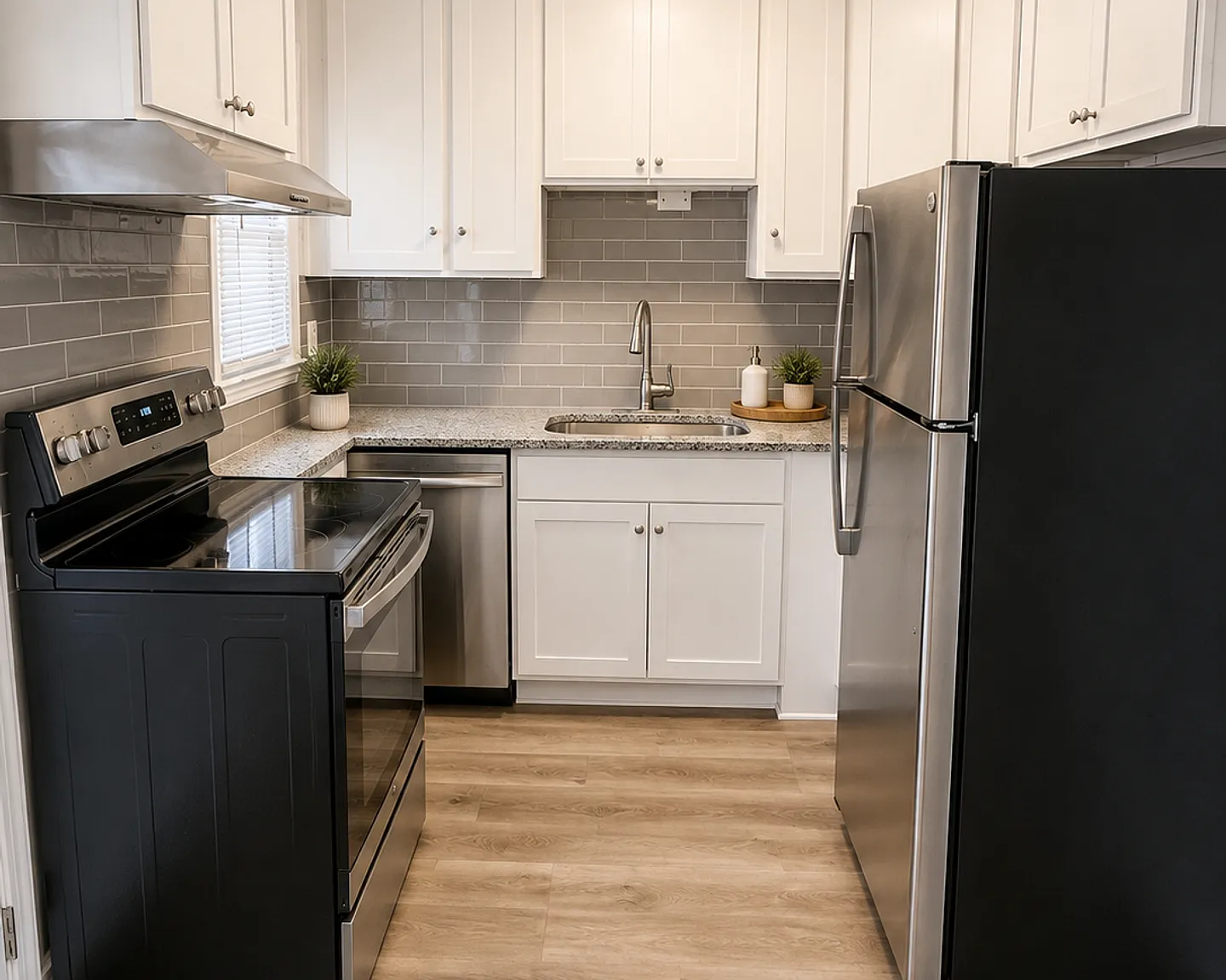 Chatham II Apartments — Photo 3