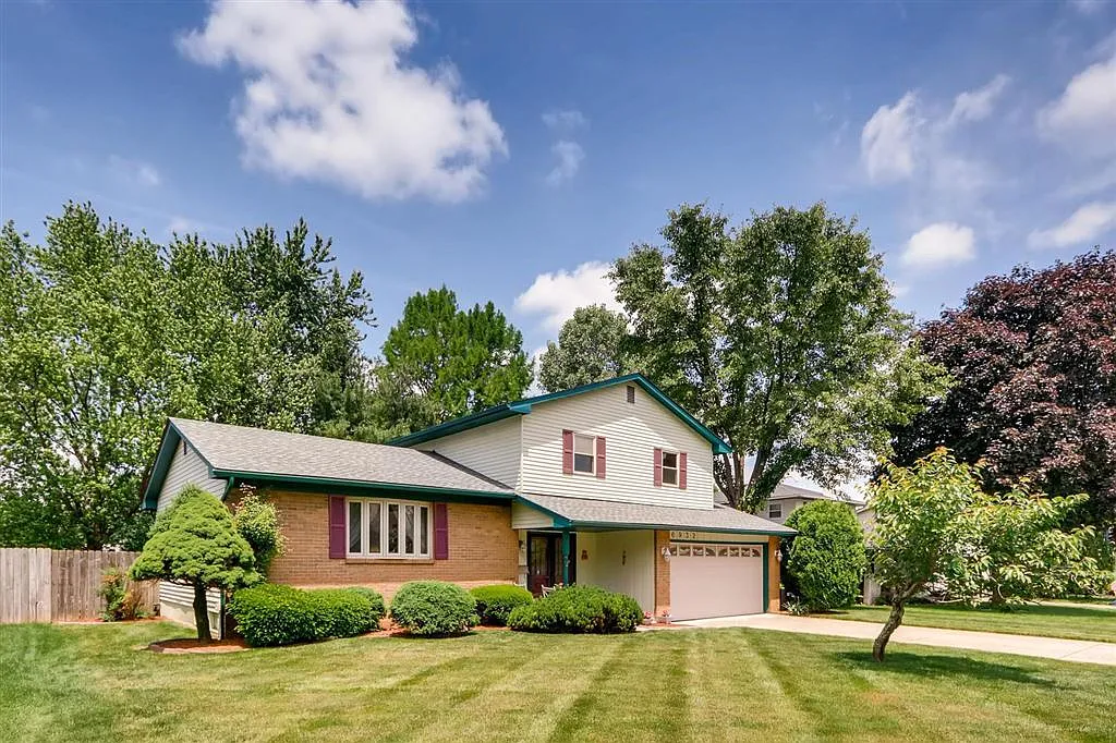 6932 Nocturne Rd N photo 1