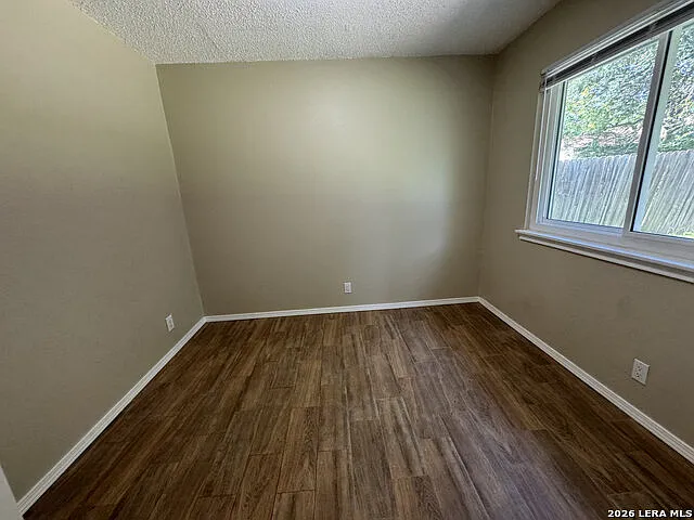 10138 Inridge — Photo 36
