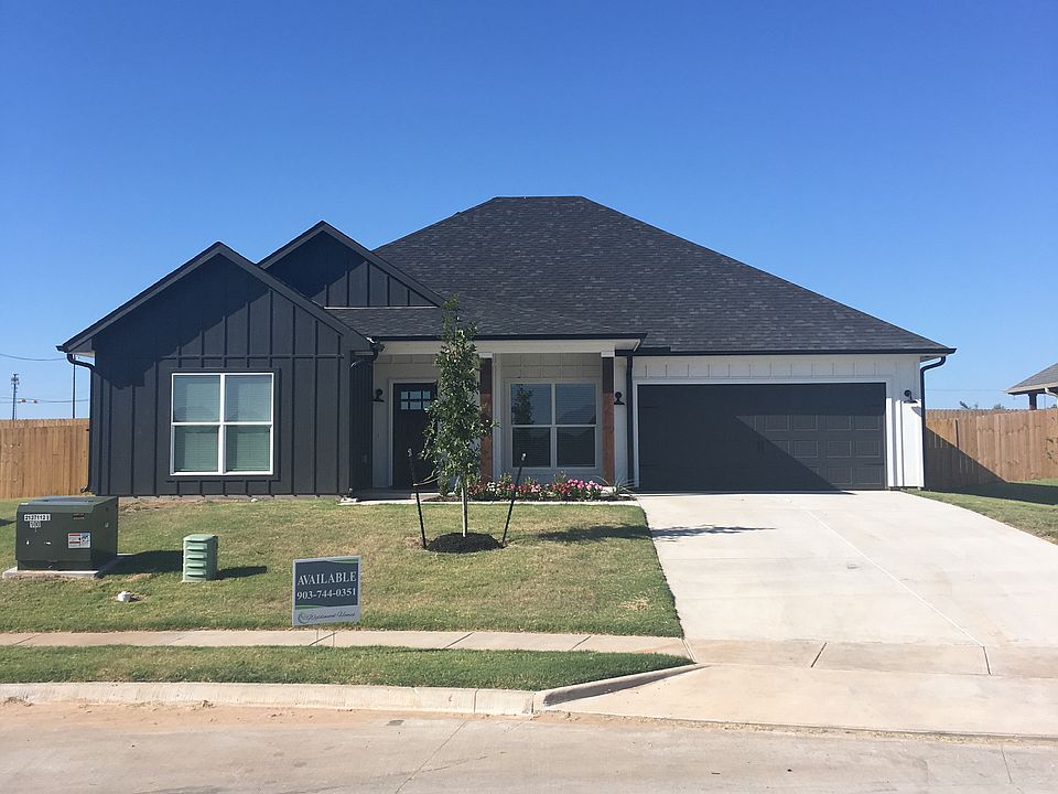 Front of the home from Juma Drive.