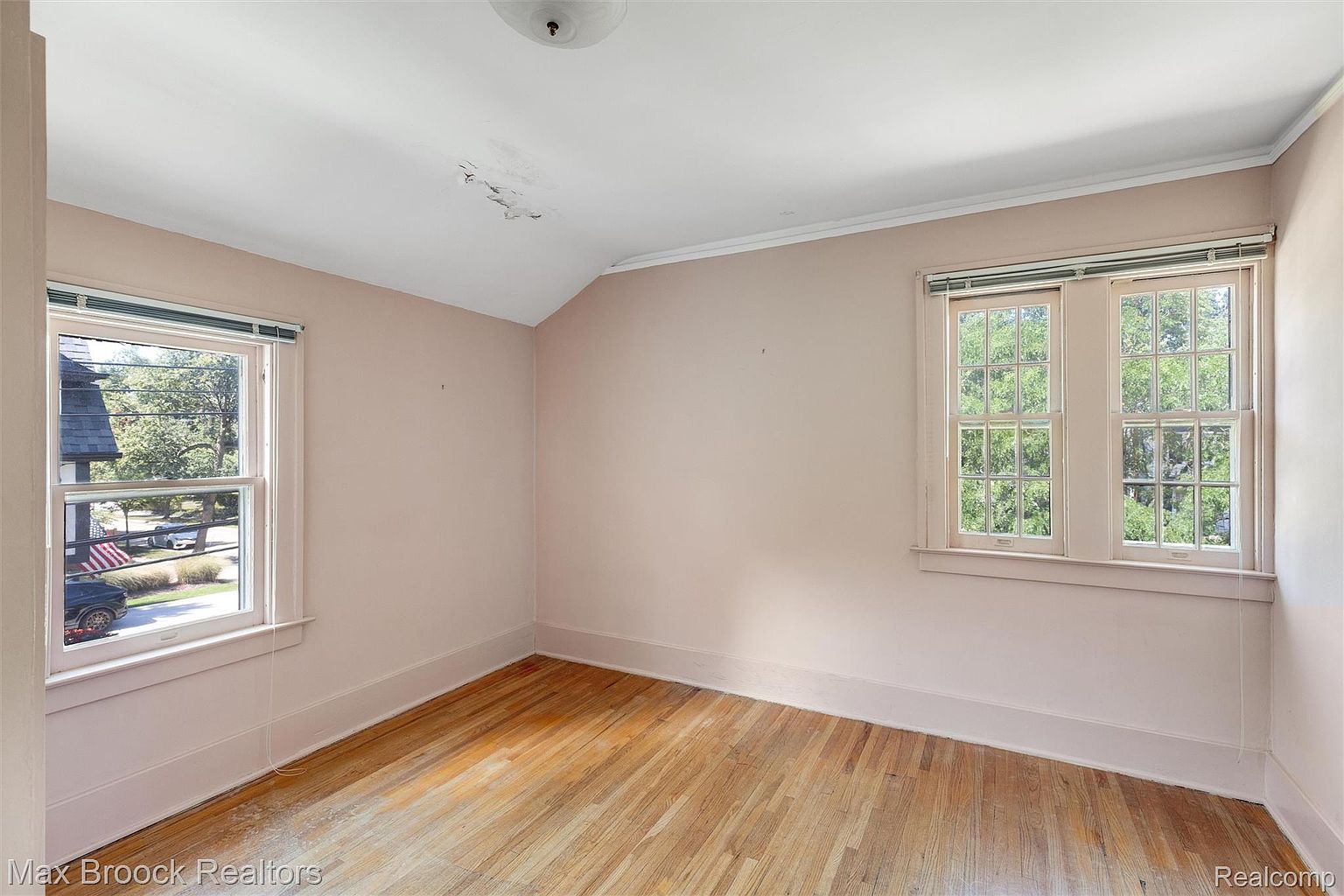 37 Hanover Rd, photo 25