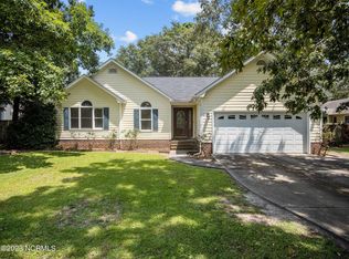 202 Grassy Ct, Richlands, NC 28574