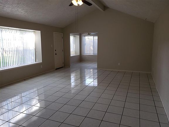 5th image of 2801 Knoxville Dr