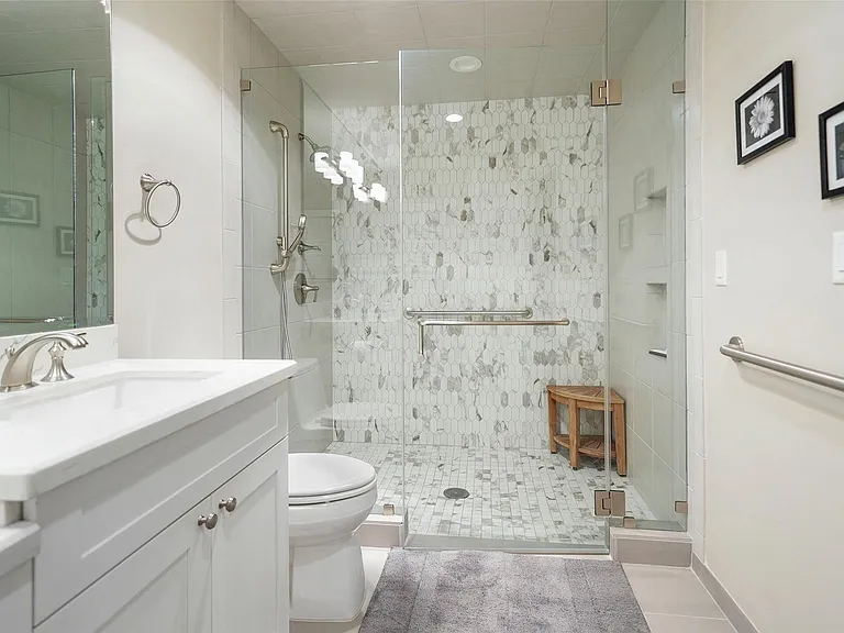 5058 Yarwell Dr — Photo 33