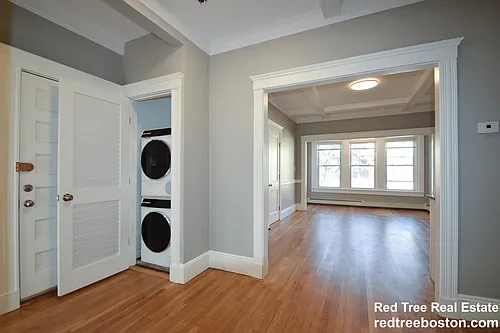 142 Sutherland Rd #U3 Photo 1