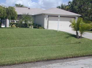 1986 SW Certosa Rd, Port Saint Lucie, FL 34953