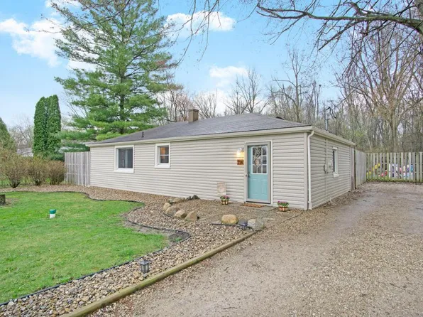 714 James St, Niles, MI 49120