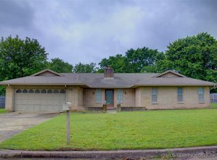 4004 S Hickory Ave, Broken Arrow, OK 74011