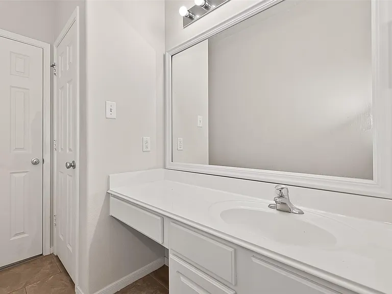 21711 Crest Peak Way — Photo 26