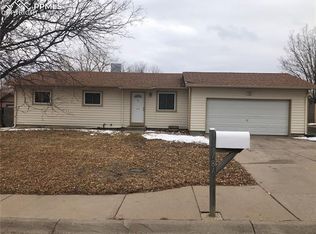 1814 Wildfire Dr, Pueblo, CO 81008