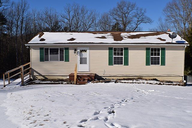 1st image of 318 Orchard Wood Dr