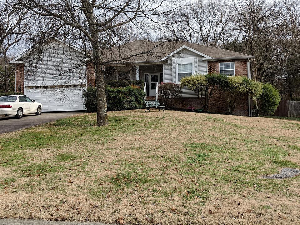 2nd image of 800 Brownstone Ct