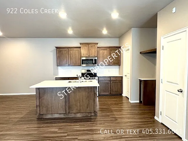 922 Coles Creek Ln — Photo 5