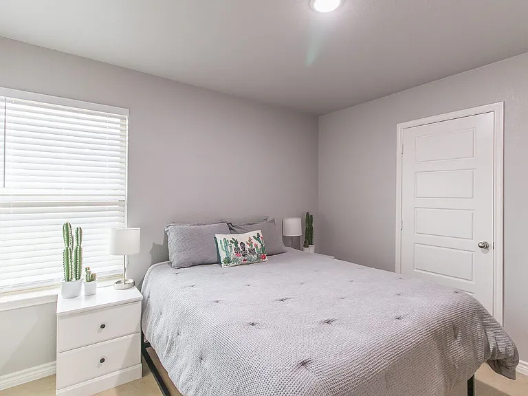1715 Dryden Ave — Photo 20