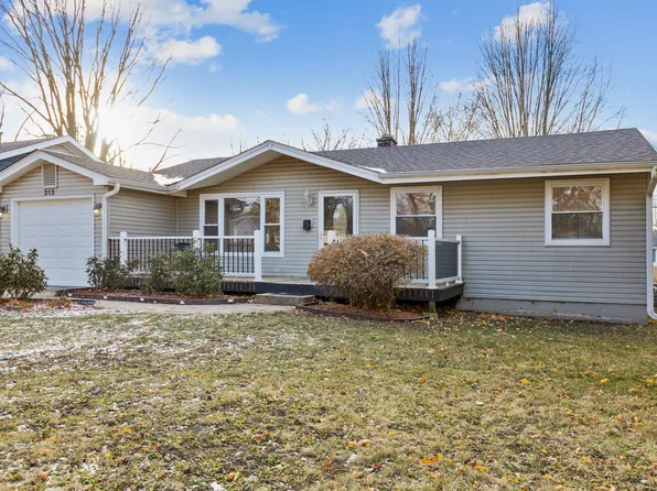 313 S 13th St, St Charles, IL 60174