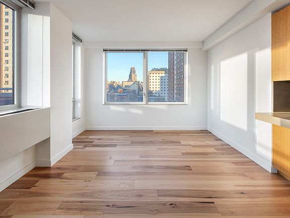 3rd image of 450 W 17th St APT 1005