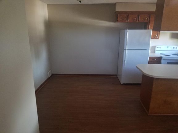 2nd image of 1836 S Tallowood Dr