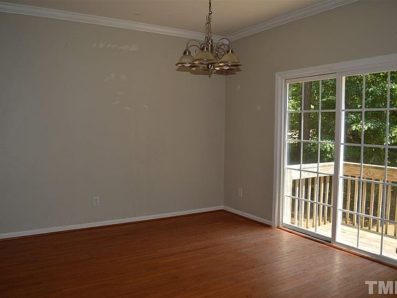 4th image of 86 Brookmont Dr
