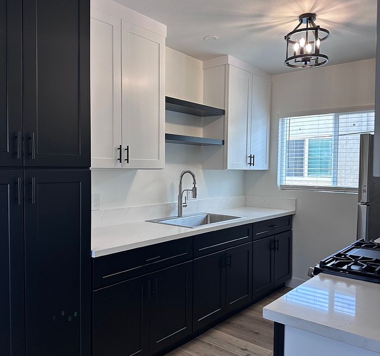 1st image of 1720 Ventura Blvd #2C