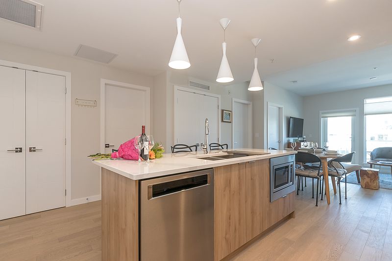 Saanich Apartment for rent - 2 Bedrooms — photo 13