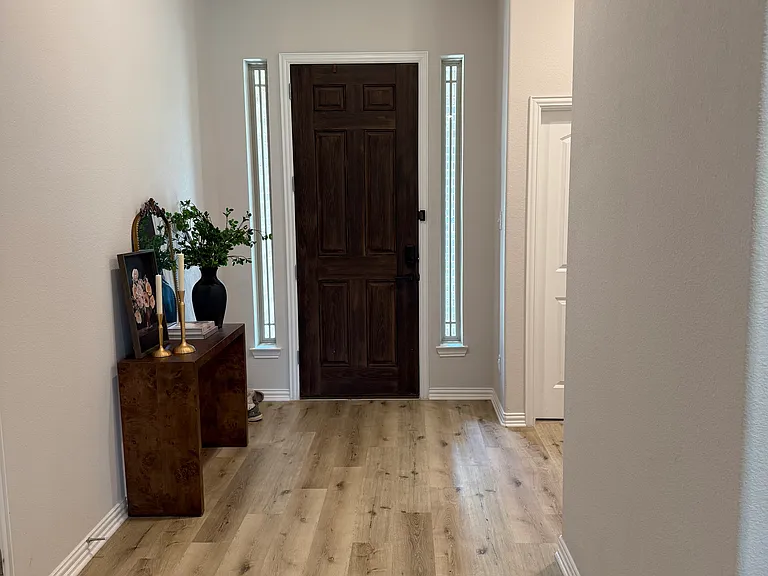 1072 Tara Ct — Photo 4