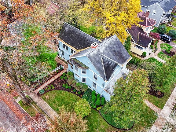 2nd image of 232 Burns Ave