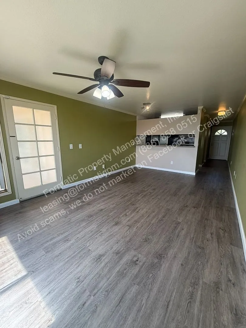 3 bed, 2.0 bath, 980 sqft, $3,595 — Photo 3