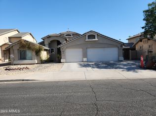 3925 W KINGS Avenue, Phoenix, AZ 85053