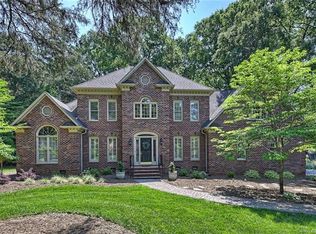 5401 Providence Country Club Dr, Charlotte, NC 28277