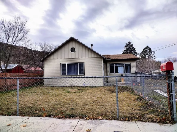 208 NW Bridge St, John Day, OR 97845