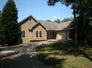 578 Old Center Point Rd, Carrollton, GA 30117