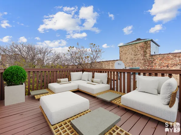 311 Van Buren Street image 3 of 9