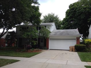 14088 Cranston St, Livonia, MI 48154