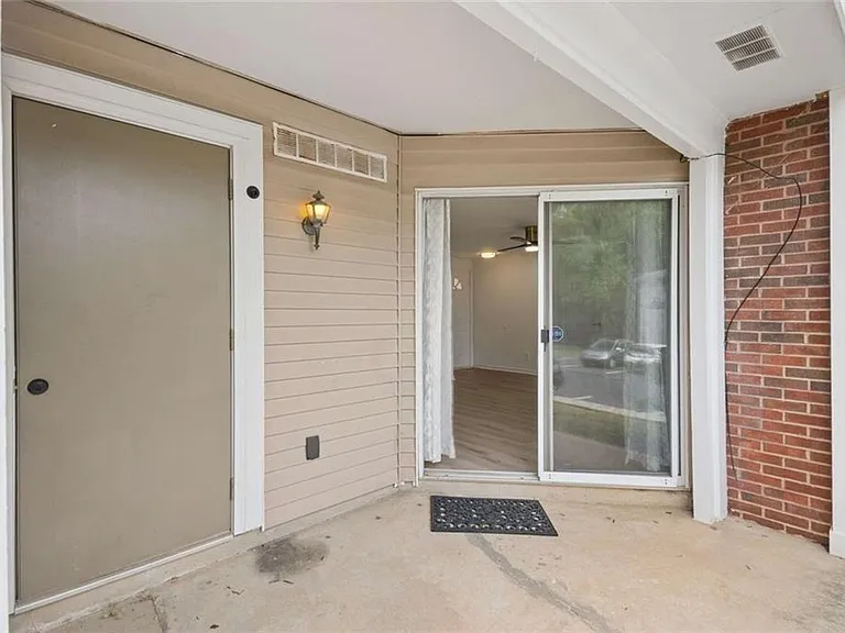 1466 Keys Crossing Dr NE — Photo 26