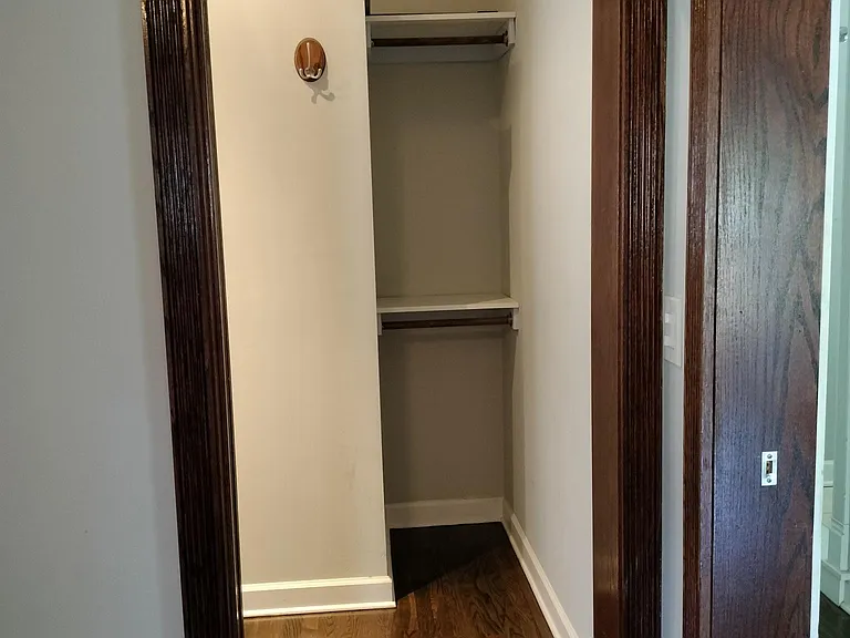 3046 N Leavitt St #2 — Photo 19