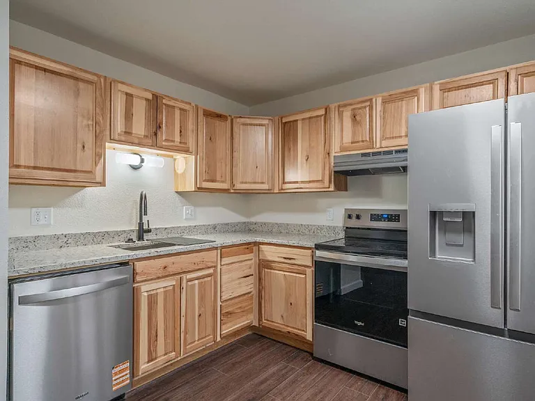 4930 King Arthur Way #C — Photo 10